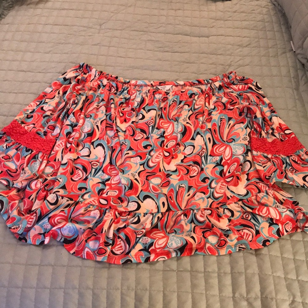 Crown & Ivy top